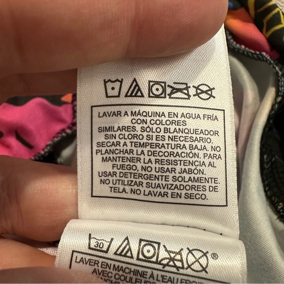 A Goofy Movie PowerLine leggings, size M, Disney, multicolor, stretch - Picture 5 of 9